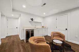 209 High St, Brookline, MA 02445 - Photo 29