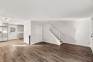 2 Kingston St, North Andover, MA 01845 - Photo 9