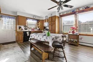 185 Elm St, Blackstone, MA 01504 - Photo 5