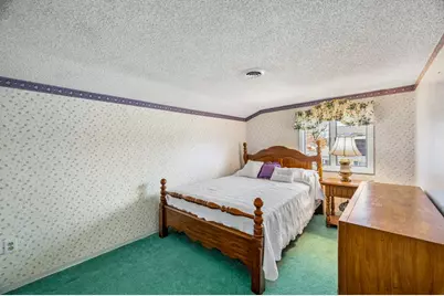 37 Pinewood Ave, Billerica, MA 01821 - Photo 27