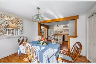 37 Pinewood Ave, Billerica, MA 01821 - Photo 15