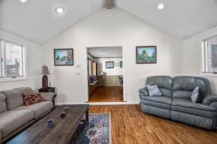 37 Pinewood Ave, Billerica, MA 01821 - Photo 19