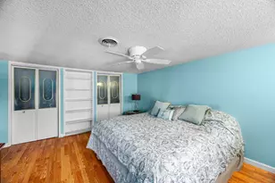 37 Pinewood Ave, Billerica, MA 01821 - Photo 25