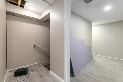 31 Garfield St, Lawrence, MA 01843 - Photo 7