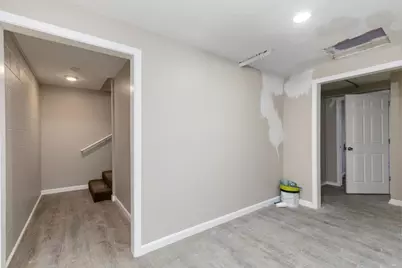 31 Garfield St, Lawrence, MA 01843 - Photo 9