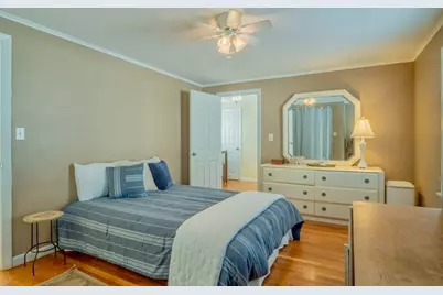 146 Burrill St, Swampscott, MA 01907 - Photo 23