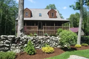 985 Glebe St, Taunton, MA 02780 - Photo 1