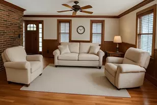 985 Glebe St, Taunton, MA 02780 - Photo 9