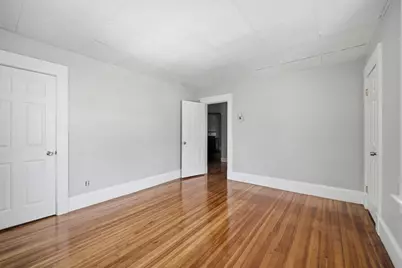 226 Fort Pleasant Ave, Springfield, MA 01108 - Photo 13