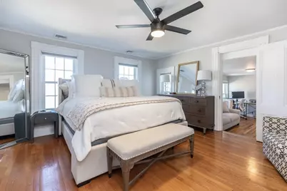 1076 Adams St, Boston, MA 02124 - Photo 15