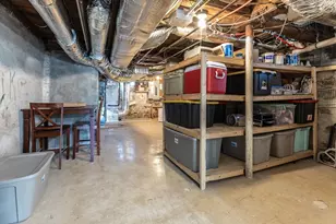 1076 Adams St, Boston, MA 02124 - Photo 25