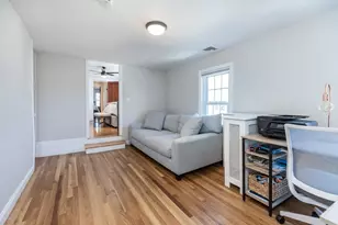 1076 Adams St, Boston, MA 02124 - Photo 19