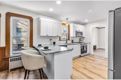 141 Saint Jerome Ave, Holyoke, MA 01040 - Photo 9