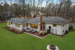 21 Gail Rd, Weston, MA 02493 - Photo 1