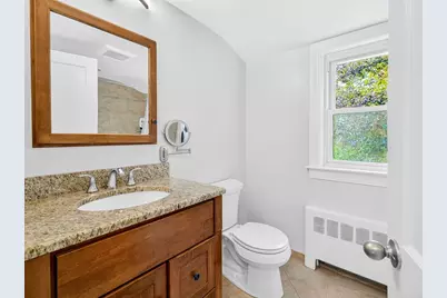 37 Pine St, Bedford, MA 01730 - Photo 17