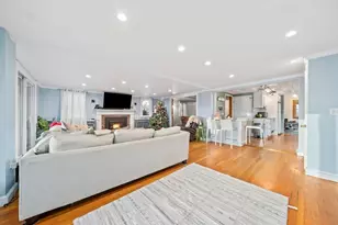96 Utica St, Quincy, MA 02169 - Photo 7