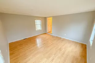 14 Eastern Ave, Haverhill, MA 01830 - Photo 3