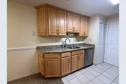 10 Squire Ct #1, Natick, MA 01760 - Photo 5