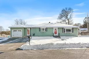 7 St Paul St, Fitchburg, MA 01420 - Photo 1