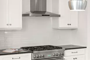 1060 Grove St, Framingham, MA 01701 - Photo 5