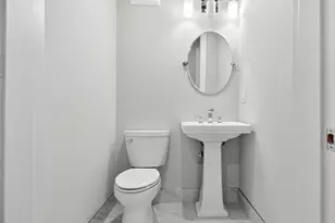 551 E 7th St, Boston, MA 02127 - Photo 11