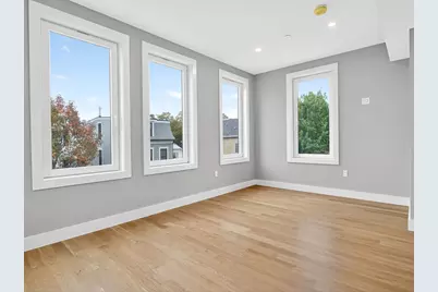 551 E 7th St #1, Boston, MA 02127 - Photo 19