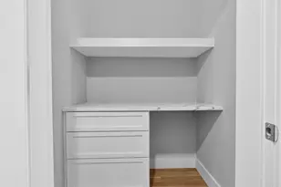 551 E 7th St, Boston, MA 02127 - Photo 17