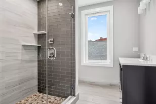 551 E 7th St, Boston, MA 02127 - Photo 15