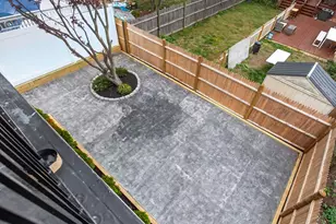 551 E 7th St, Boston, MA 02127 - Photo 25