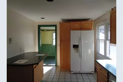 20 Marc Ave, Southbridge, MA 01550 - Photo 7