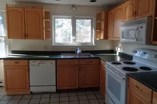 20 Marc Ave, Southbridge, MA 01550 - Photo 5