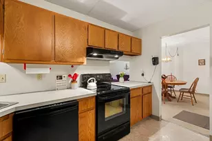 159 Main St, Stoneham, MA 02180 - Photo 5