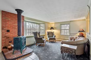 321 Cambridge St, Burlington, MA 01803 - Photo 9