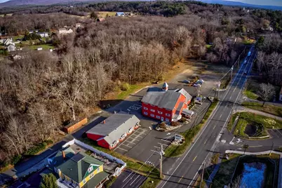 185 W State St #3, Granby, MA 01033 - Photo 3