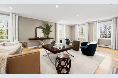 84 Royalston Rd, Wellesley, MA 02481 - Photo 5