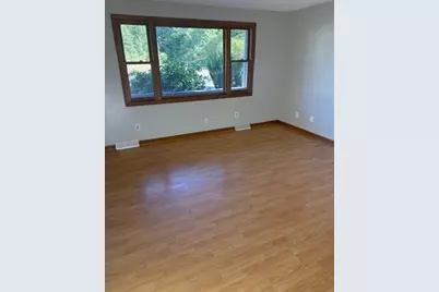 61 Glenmore St #61, Springfield, MA 01109 - Photo 3