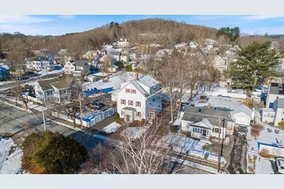 129 Friend St #2, Amesbury, MA 01913 - Photo 23