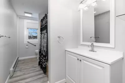 129 Friend St #2, Amesbury, MA 01913 - Photo 13