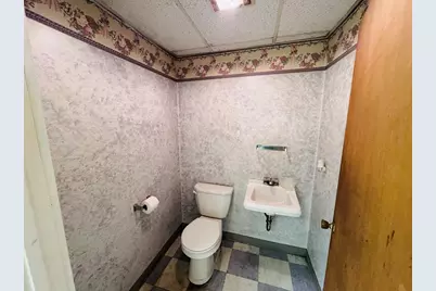 181 West St #1, Leominster, MA 01453 - Photo 15