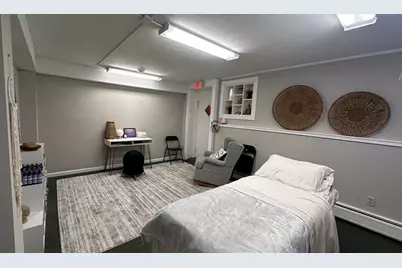 185 W State St #2, Granby, MA 01033 - Photo 1