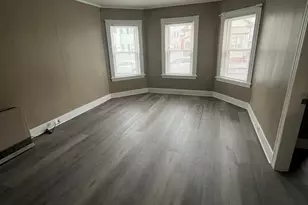 8 Camp St, Worcester, MA 01603 - Photo 13