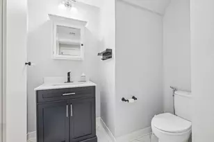 614 Pond St, Braintree, MA 02184 - Photo 9