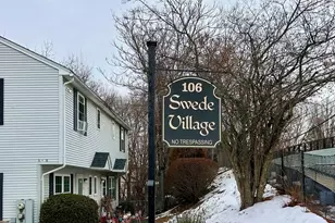 106 Lundberg St, Lowell, MA 01852 - Photo 3