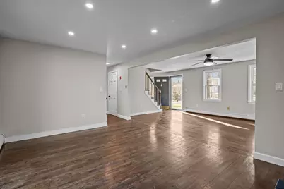 19 Valerie Dr, Plainville, MA 02762 - Photo 5