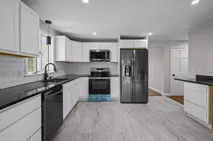 19 Valerie Dr, Plainville, MA 02762 - Photo 11