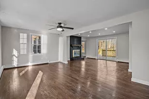 19 Valerie Dr, Plainville, MA 02762 - Photo 3