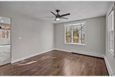 19 Valerie Dr, Plainville, MA 02762 - Photo 9