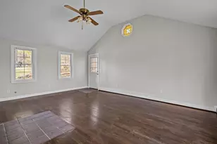 19 Valerie Dr, Plainville, MA 02762 - Photo 21