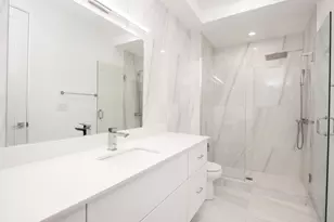 340 W 2nd St, Boston, MA 02127 - Photo 19