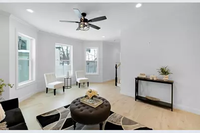 104 Lincoln St, Holyoke, MA 01040 - Photo 9